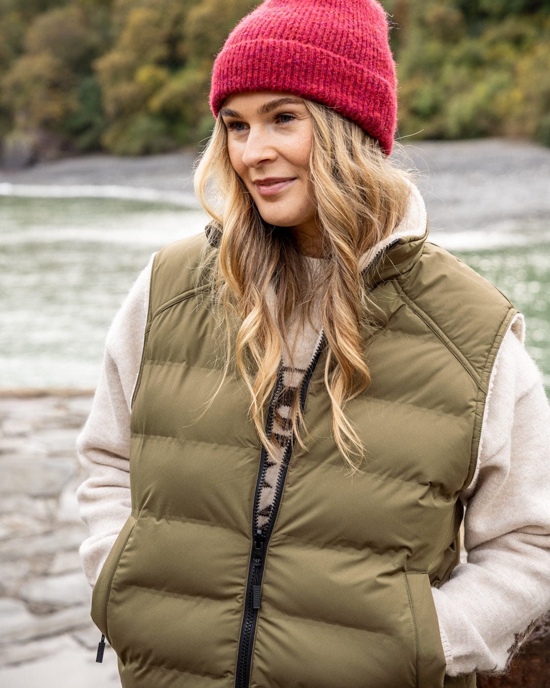 Astra Fleece - Womens Reversible Gilet - Green/Cream - Image 2