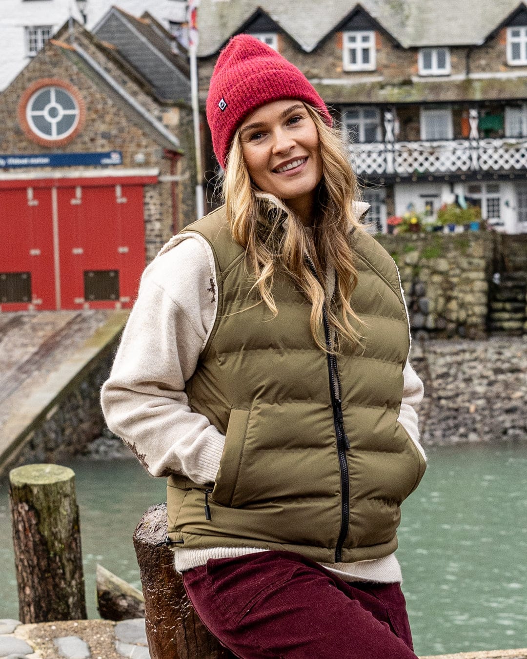 Astra Fleece - Womens Reversible Gilet - Green/Cream - Image 4