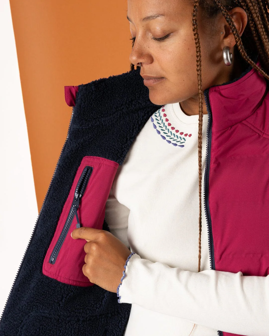 Astra Fleece - Womens Reversible Gilet - Blue/Pink - Image 11