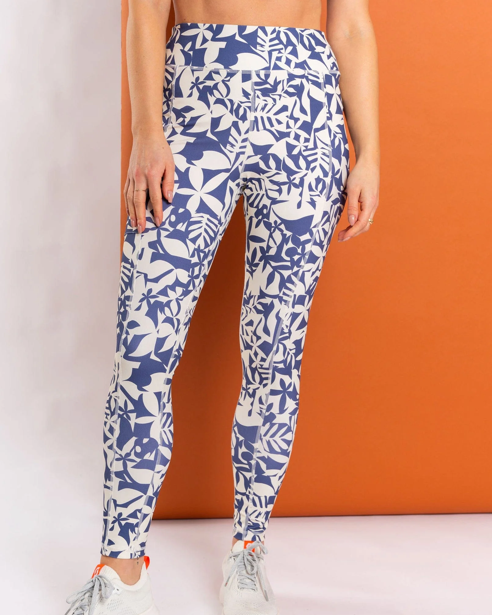 Balance  - Womens Leggings - Blue - Image 2