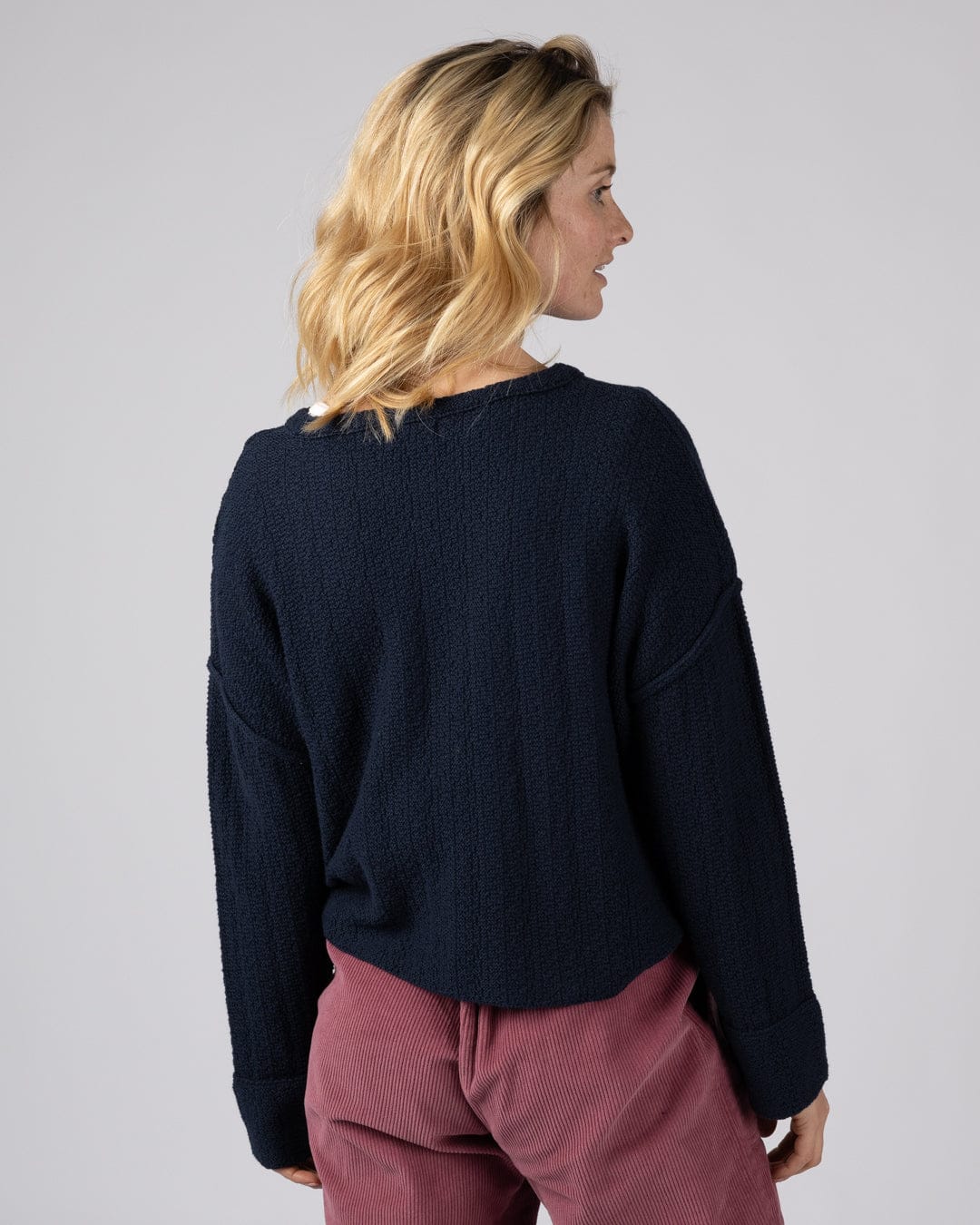 Beachtide  - Womens Knot Front Knit Jumper - Blue - Image 4
