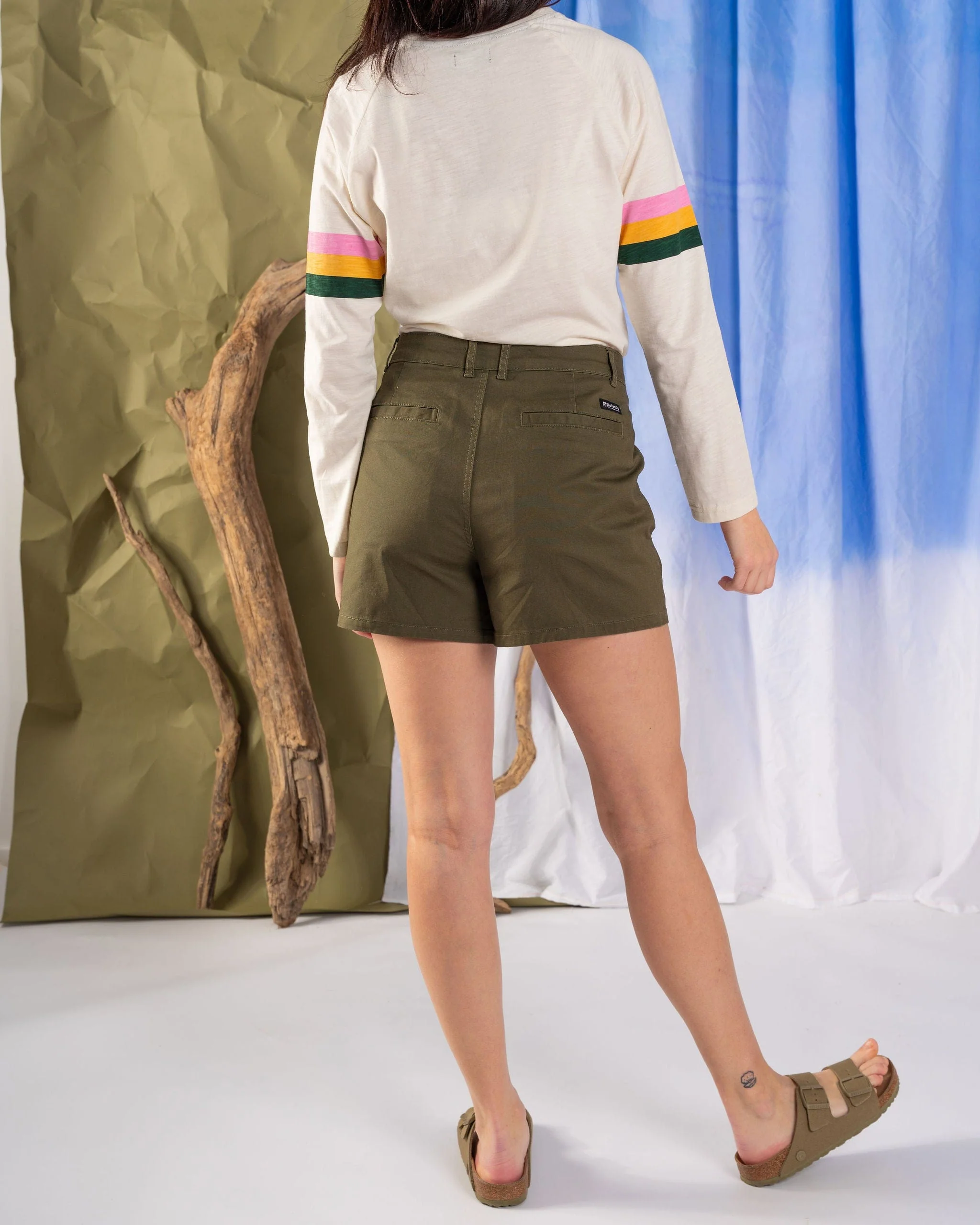 Cara - Womens Mid Rise Chino Shorts - Green - Image 5