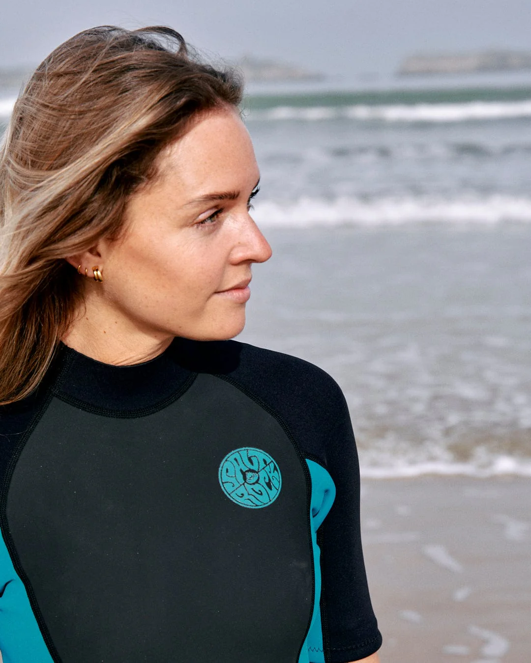 Core - Womens 3/2 Shortie Wetsuit - Black/Turquoise - Image 14