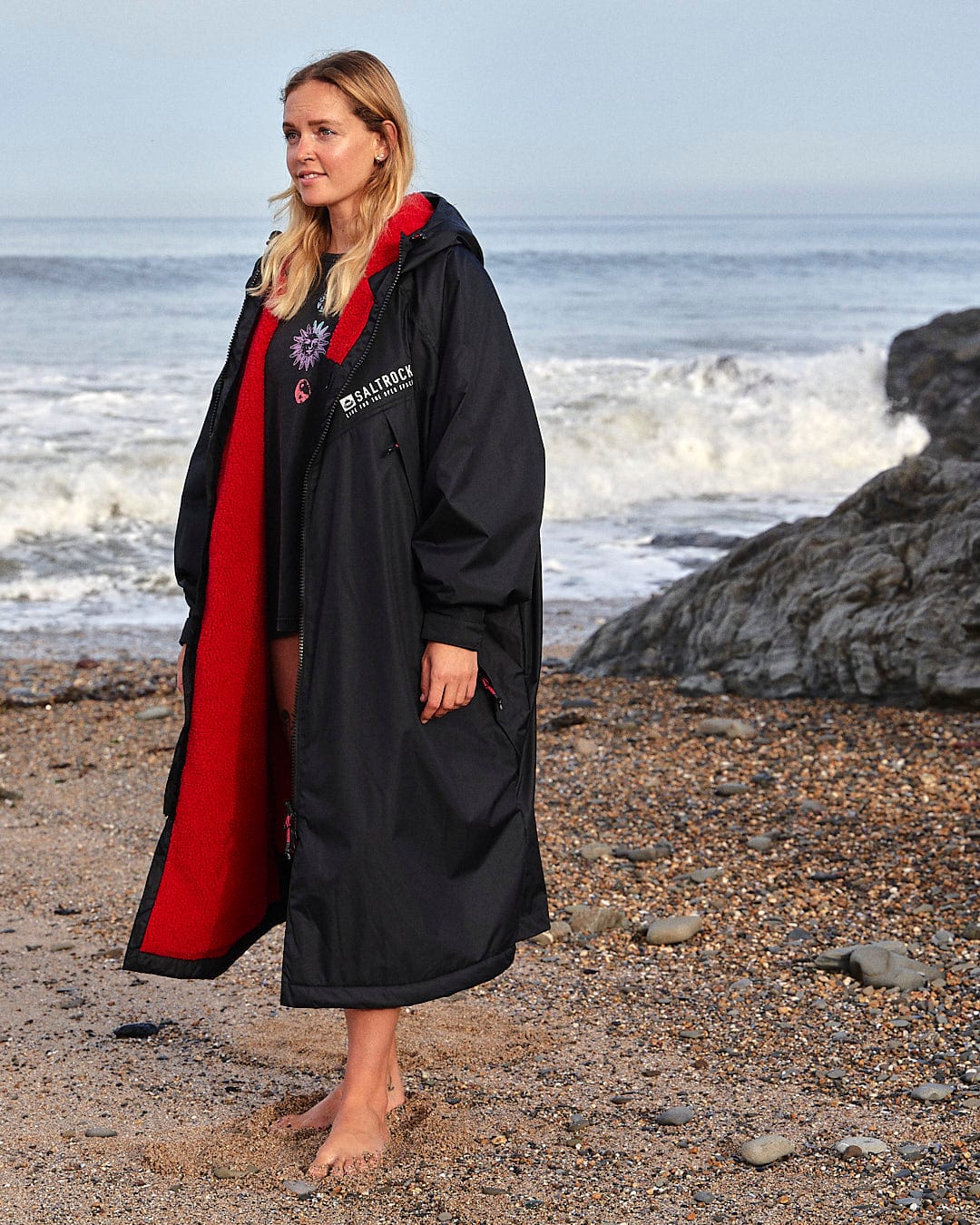 Recycled Changing Robe - Black/Red - Image 11