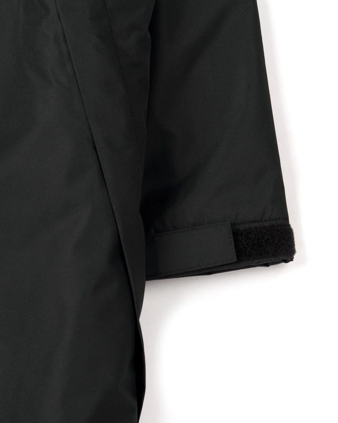 Recycled Kids Changing Robe - Black/Red - Image 11