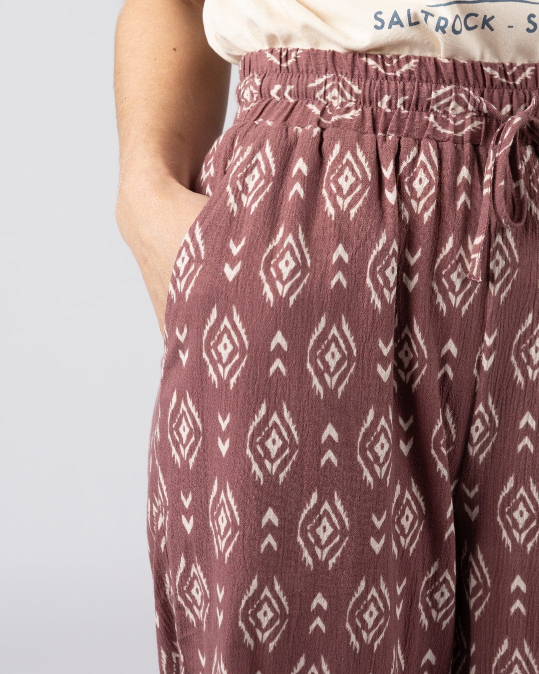 Eda - Womens Woven Trouser - Dark Pink - Image 5