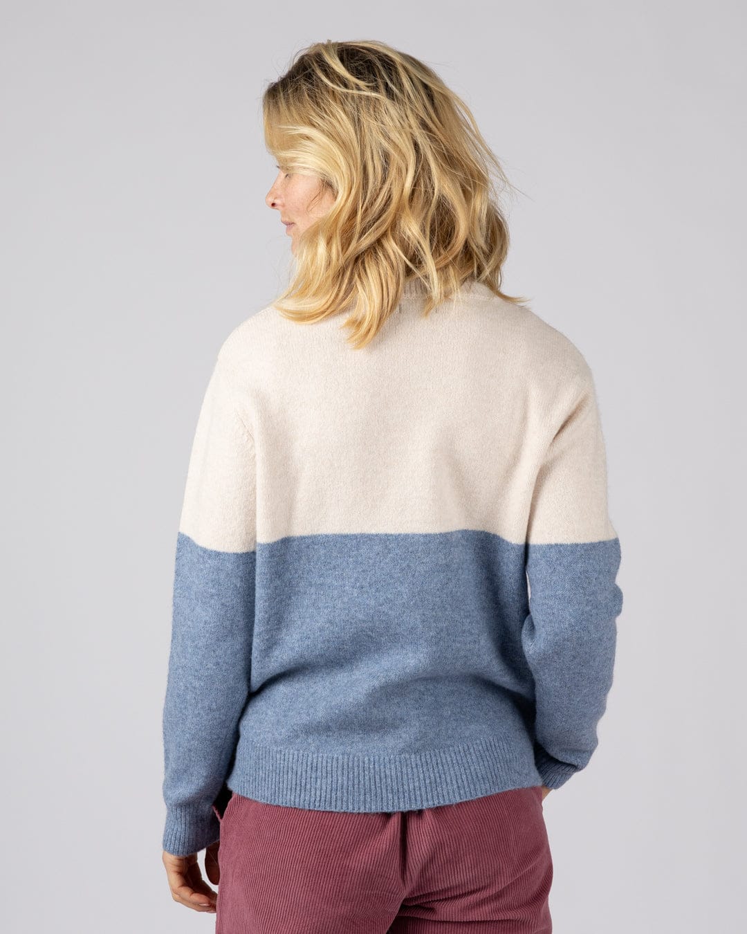 Equinox - Womens Long Sleeve Crew Jumper- Blue - Image 4