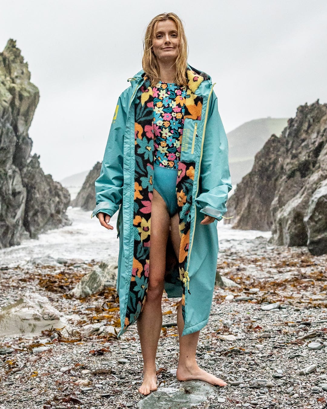 Holidaze Changing Robe - Blue - Image 8