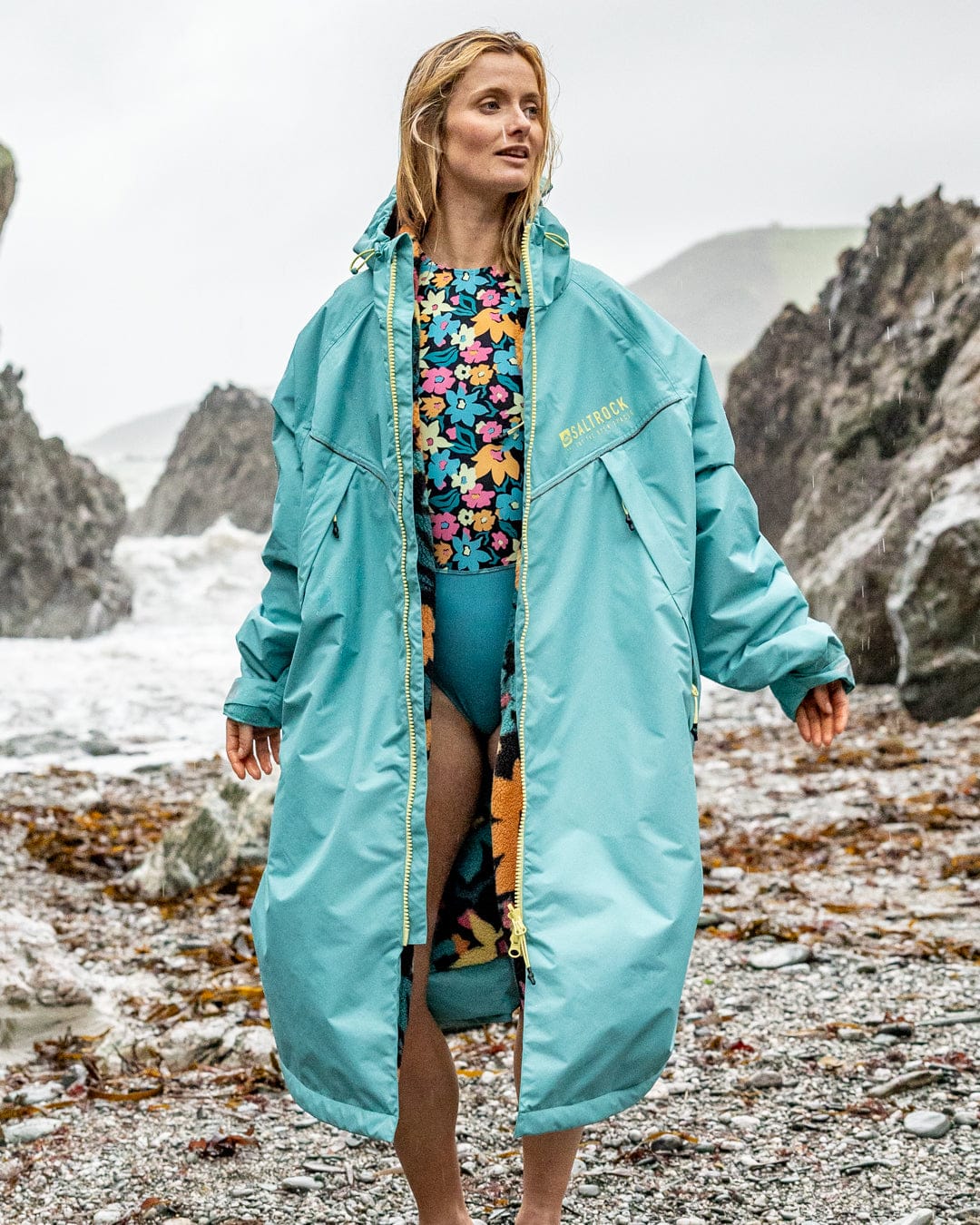 Holidaze Changing Robe - Blue - Image 9