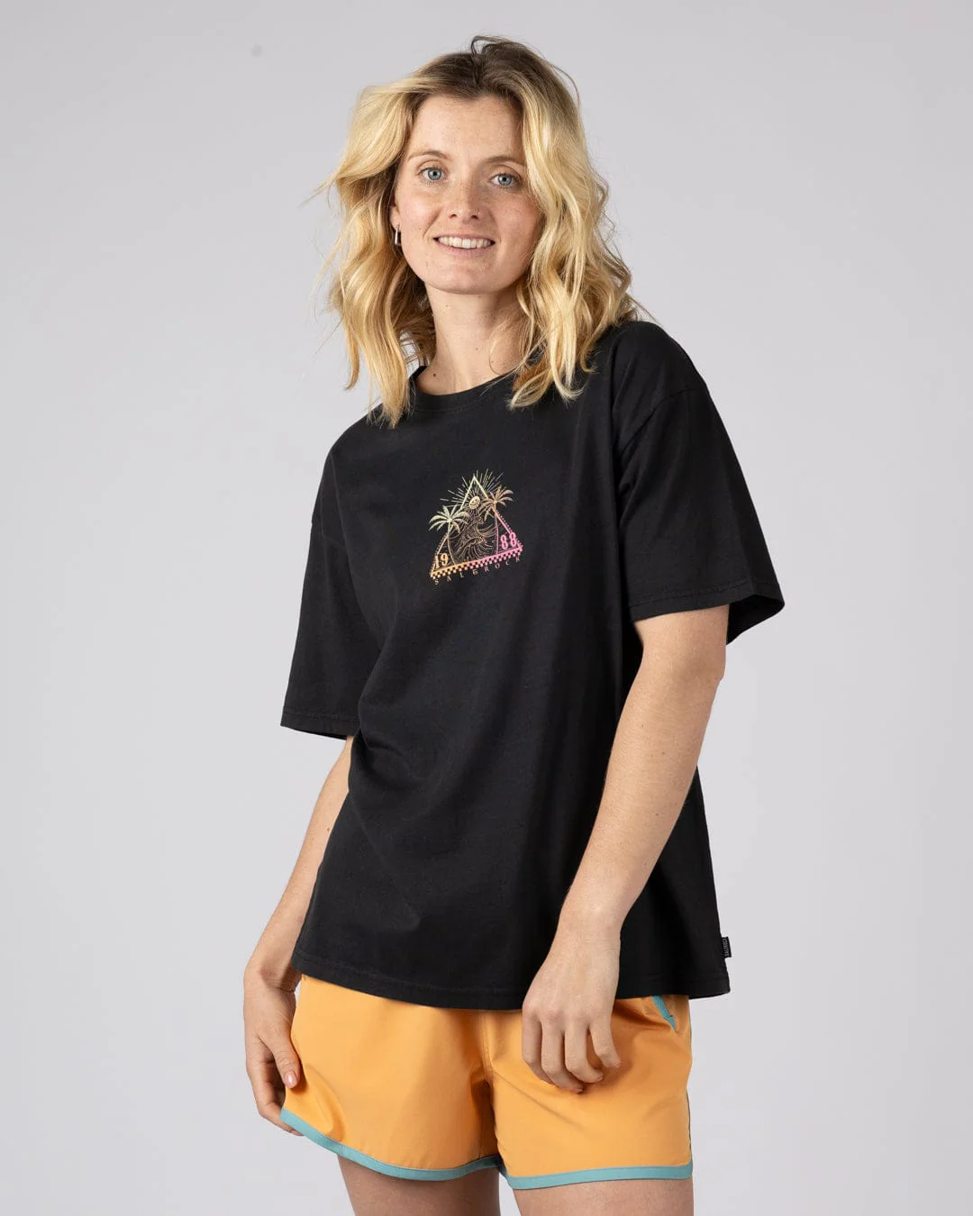 Free Wave Gradient - Womens Oversized Short Sleeve T-Shirt - Black - Image 3