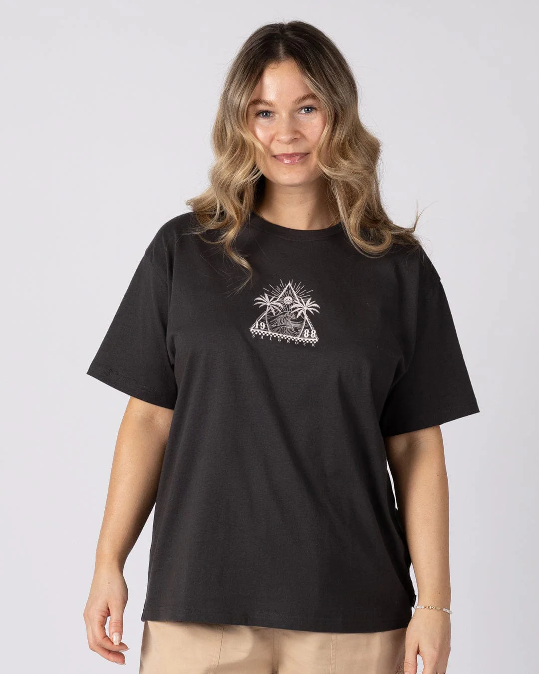 Free Wave - Womens Oversized Short Sleeve T-Shirt - Dark Grey - Image 2