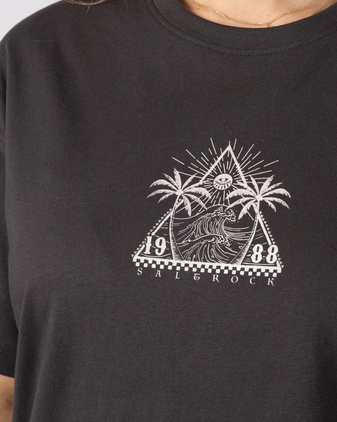 Free Wave - Womens Oversized Short Sleeve T-Shirt - Dark Grey - Image 4
