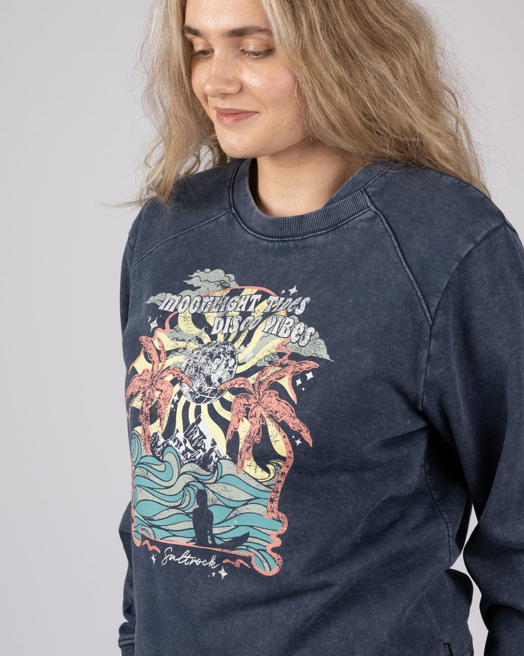 Last Light - Womens Oversized Sweatshirt - Blue - Image 4