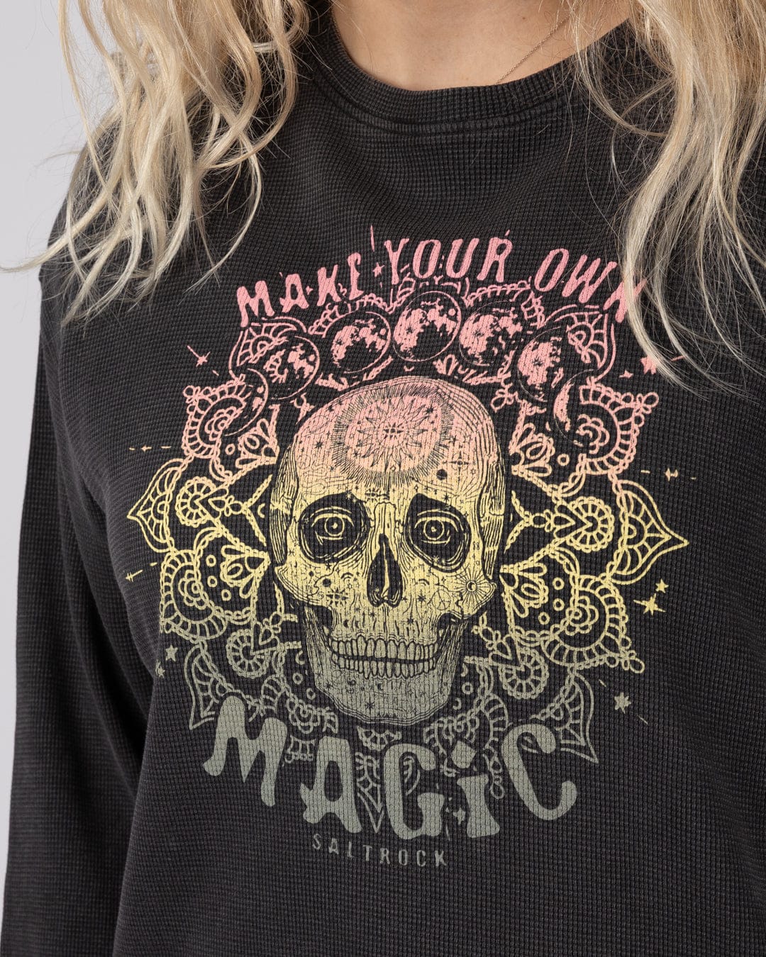 Make Magic - Womens Oversized Long Sleeve T-Shirt - Dark Grey - Image 2