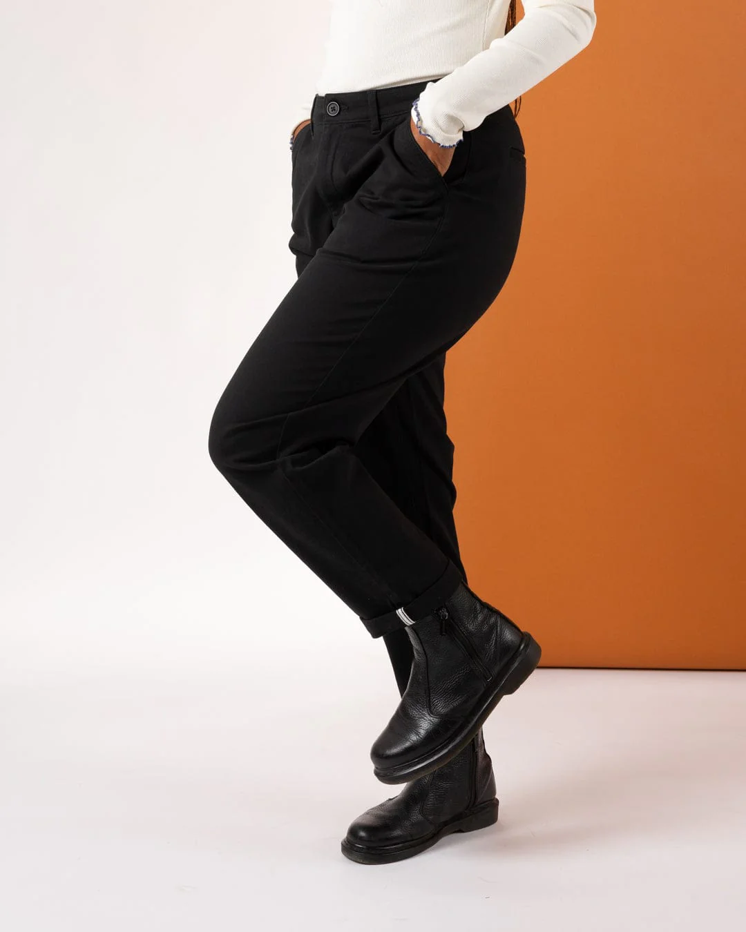 Mara - Womens Chino - Black - Image 4