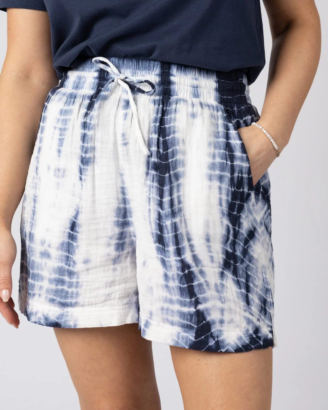 Melda - Womens Woven Short - Blue - Image 7