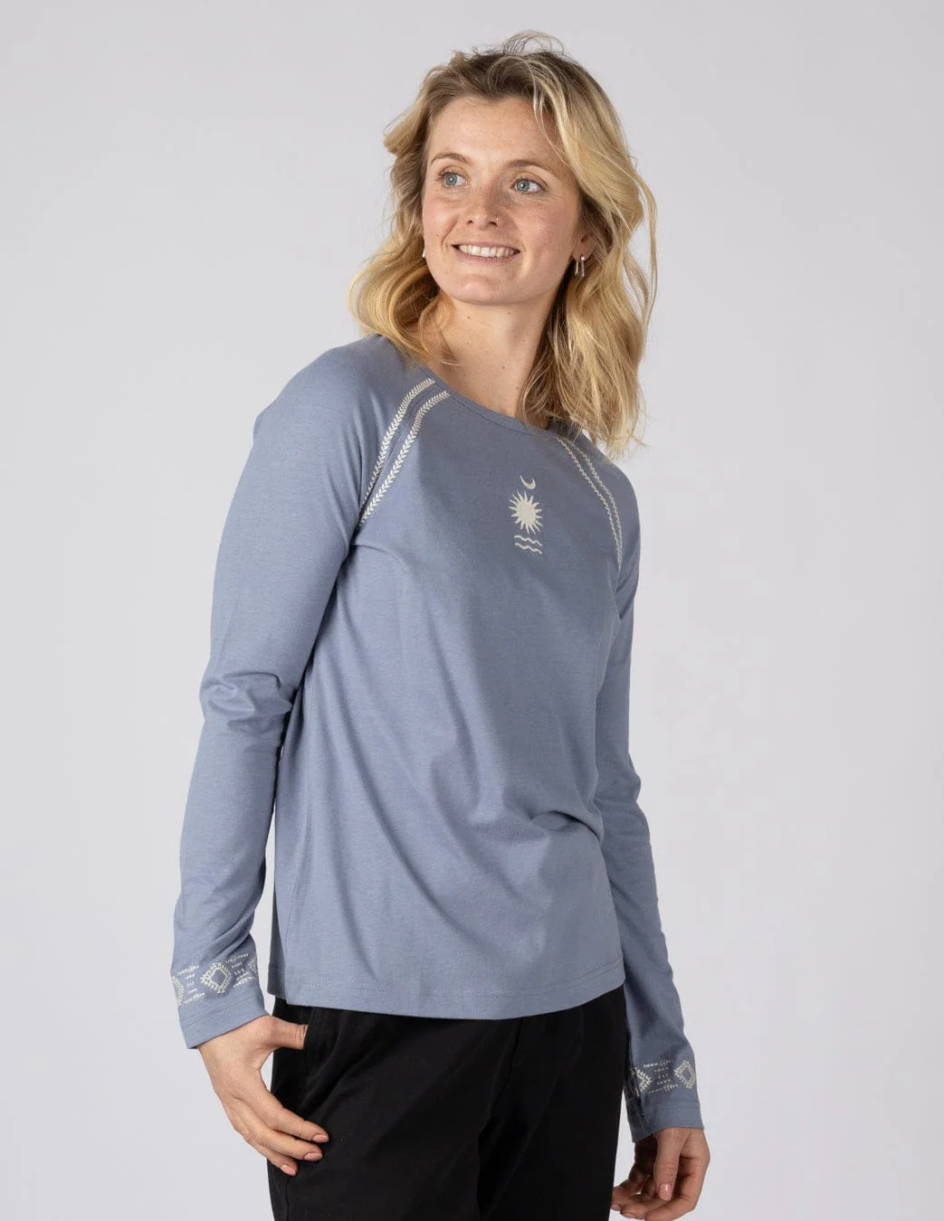 Nessa - Womens Long Sleeve T-Shirt - Blue - Image 3