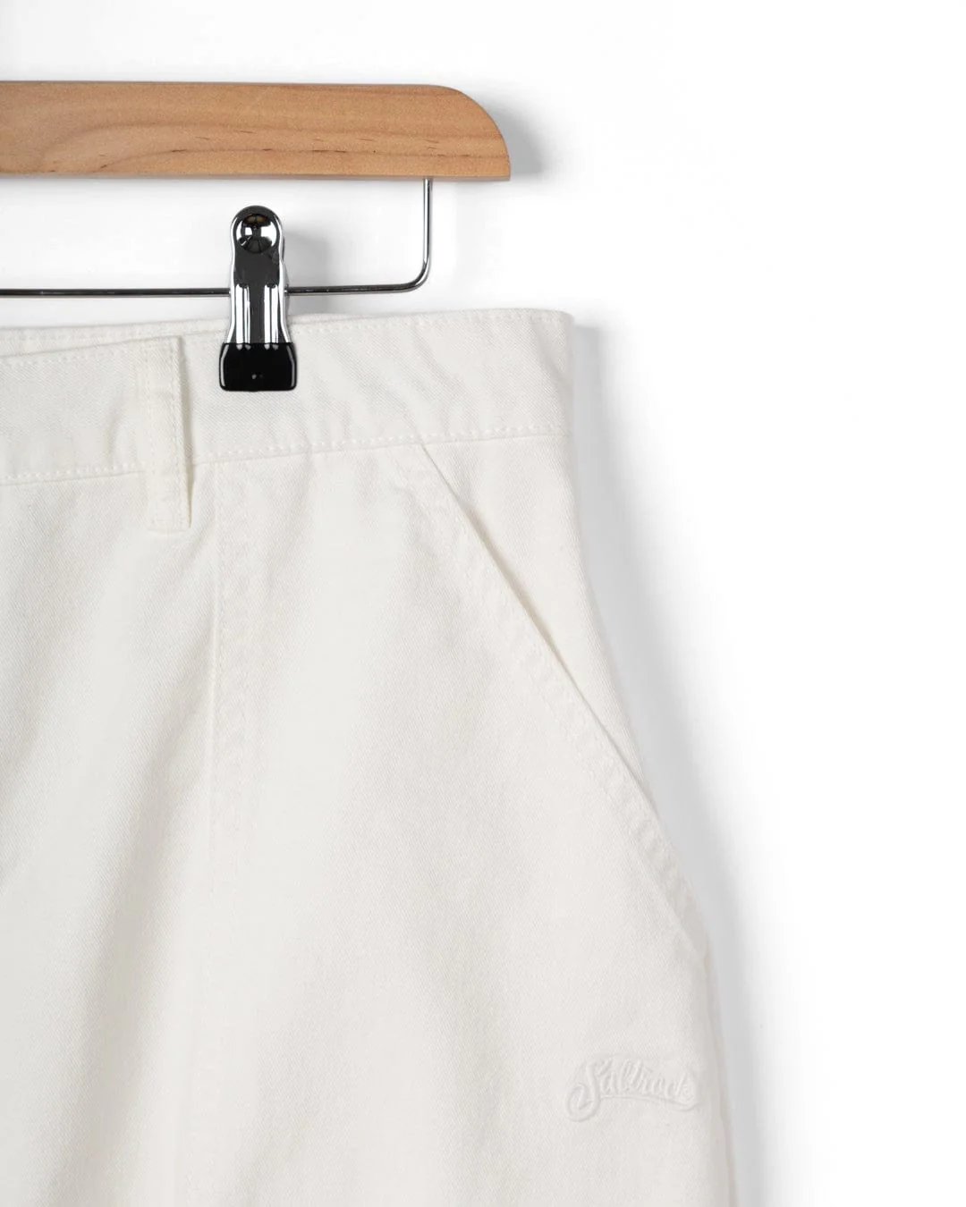 Ogden - Womens Longline Chino Shorts - White - Image 6
