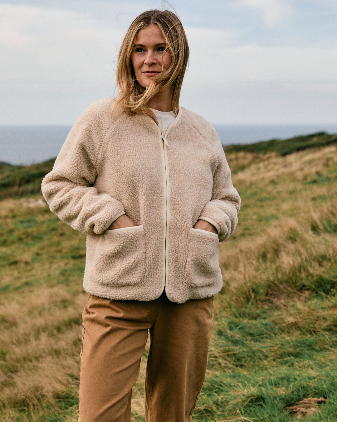 Piper - Womens Reversible Zip Collarless Fleece - Cream - Image 6