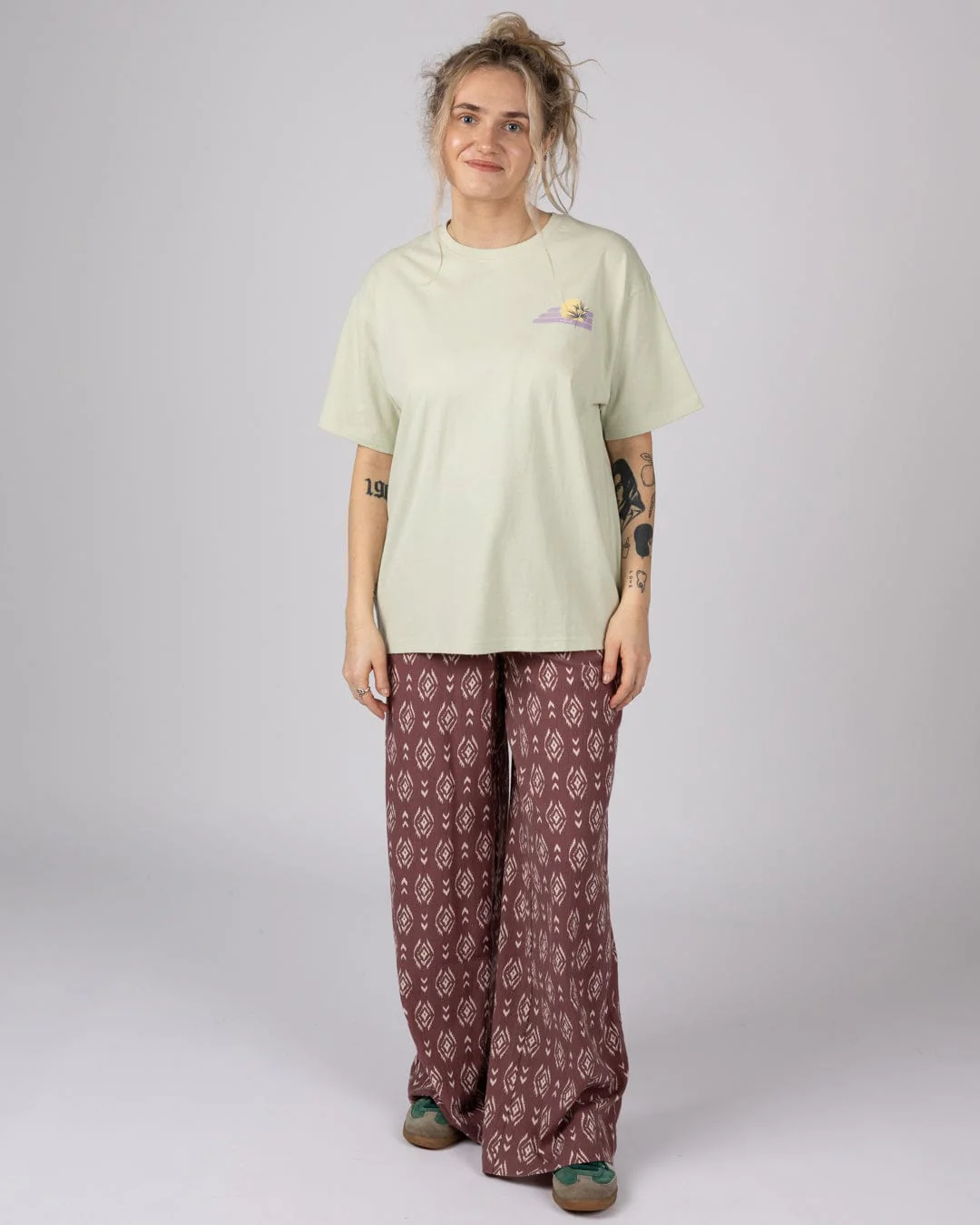 Poster Location Devon - Womens Oversized Short Sleeve T-Shirt - Light Green - Image 8