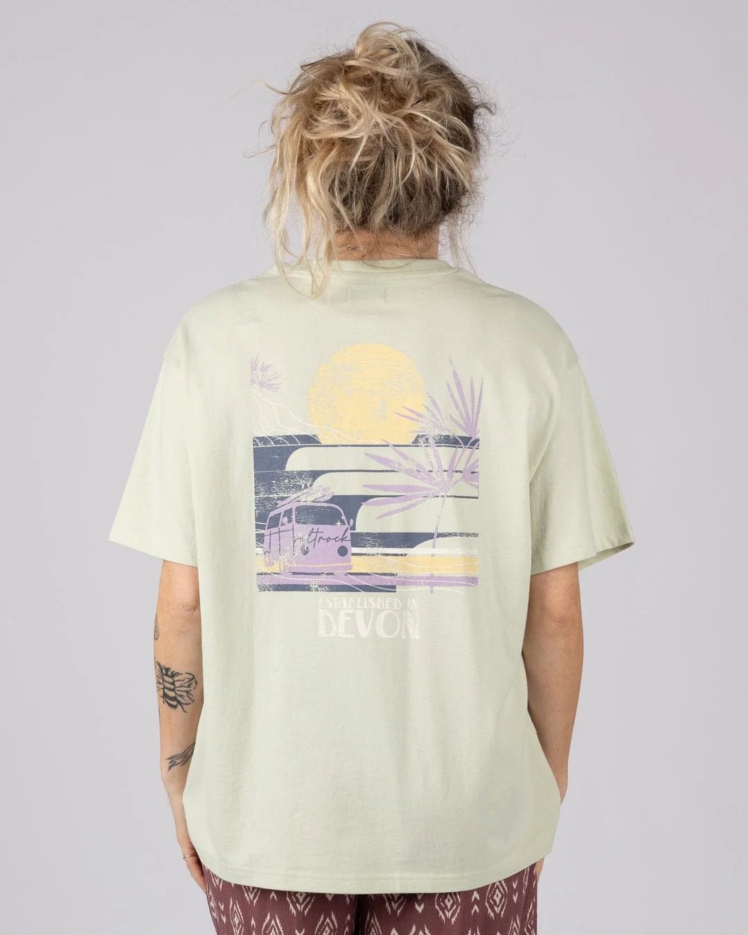 Poster Location Devon - Womens Oversized Short Sleeve T-Shirt - Light Green - Image 9