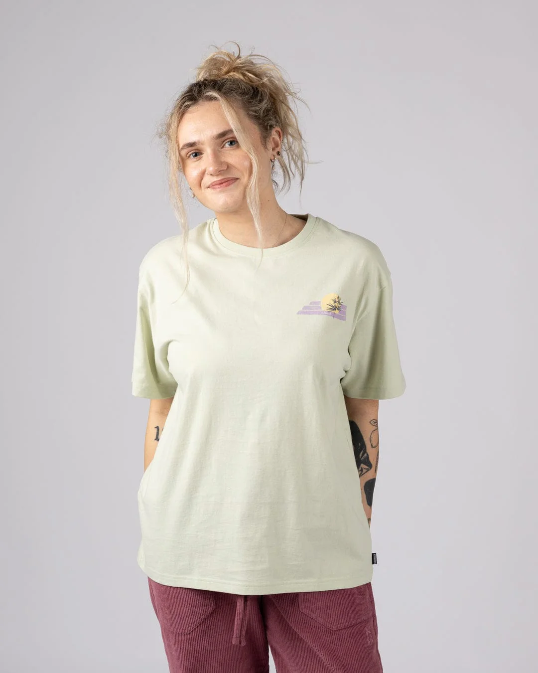 Poster Location Wales - Womens Oversized Short Sleeve T-Shirt - Light Green - Image 2