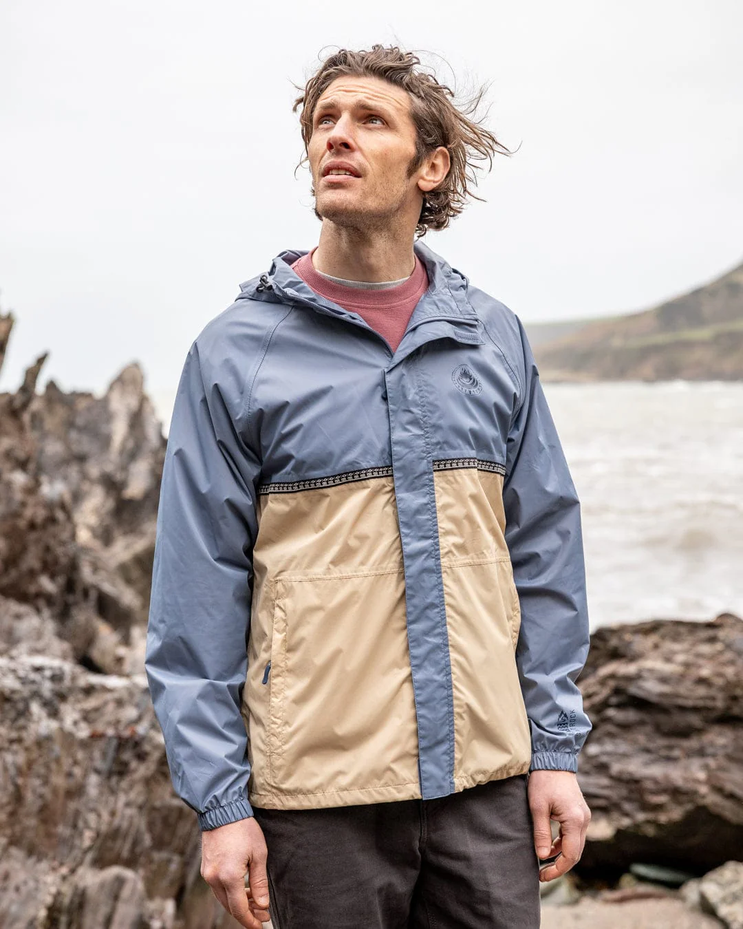 Rainer Tribal - Mens Waterproof Packable Rain Jacket- Blue/Beige - Image 3