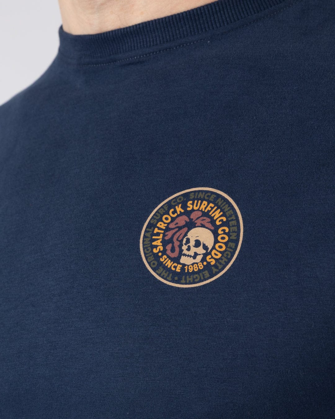 Trail Badge Print - Mens Short Sleeve T-Shirt- Blue - Image 4