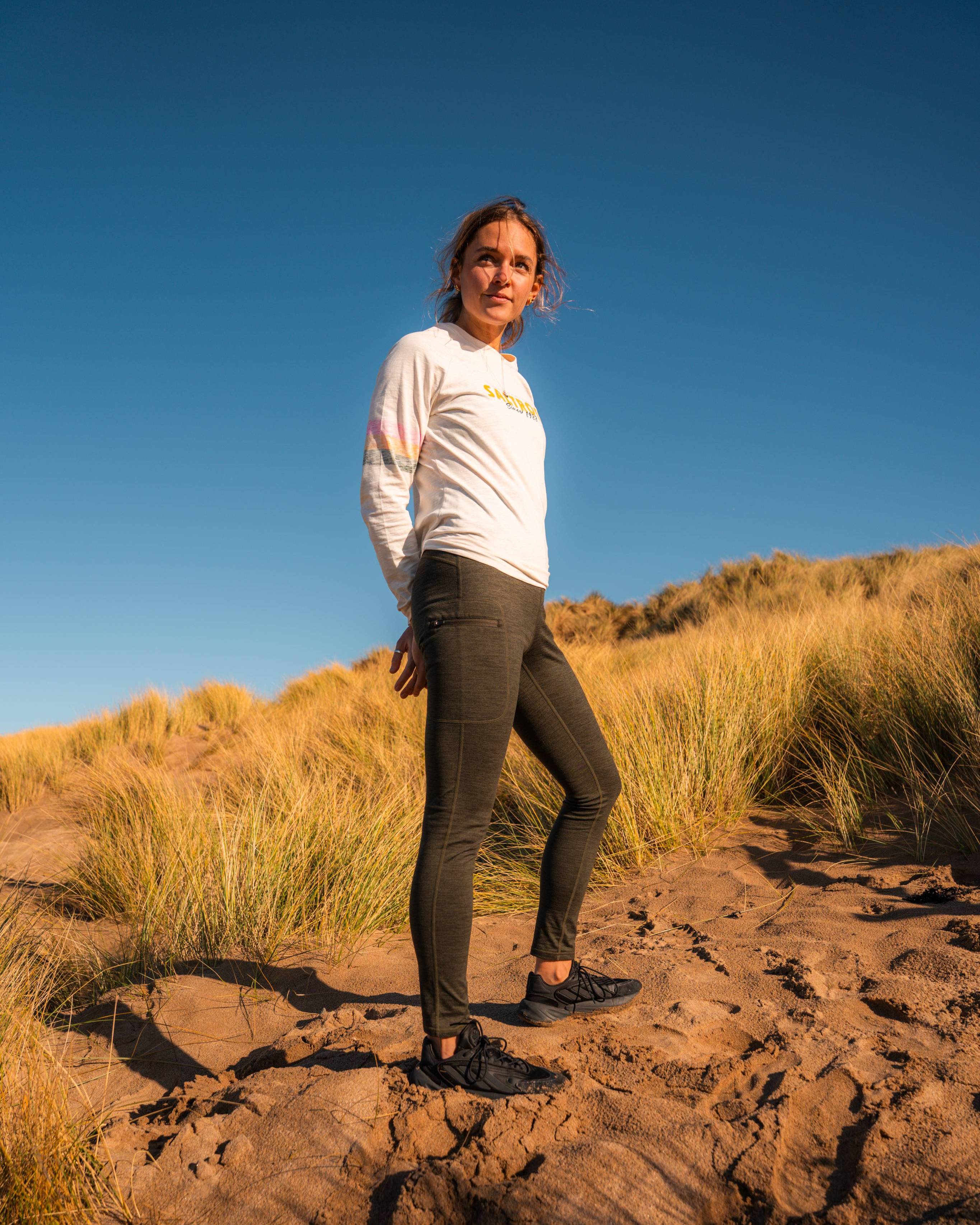 Trek - Womens 4 Way Stretch Outdoor Leggings - Dark Green - Image 11