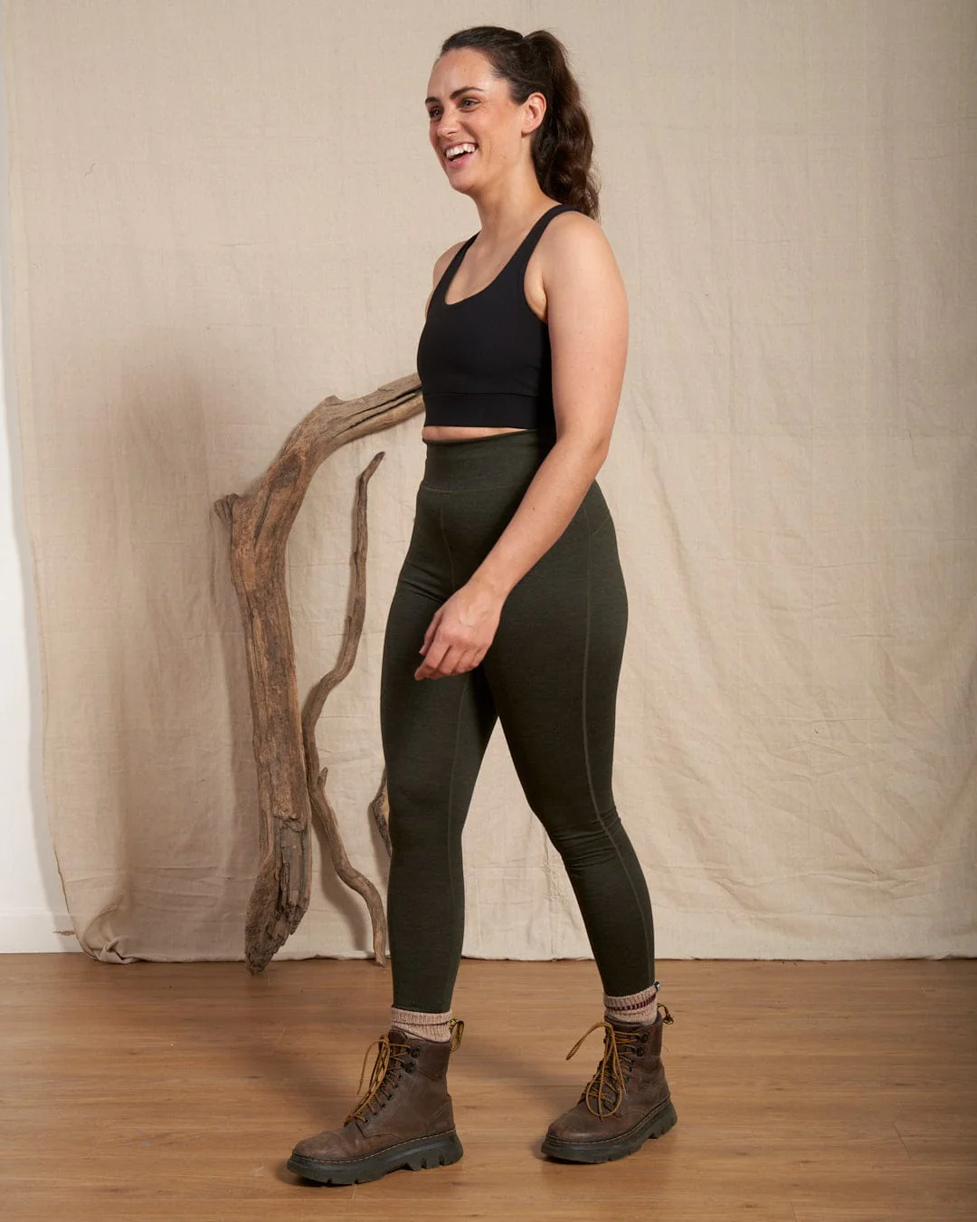 Trek - Womens 4 Way Stretch Outdoor Leggings - Dark Green - Image 9