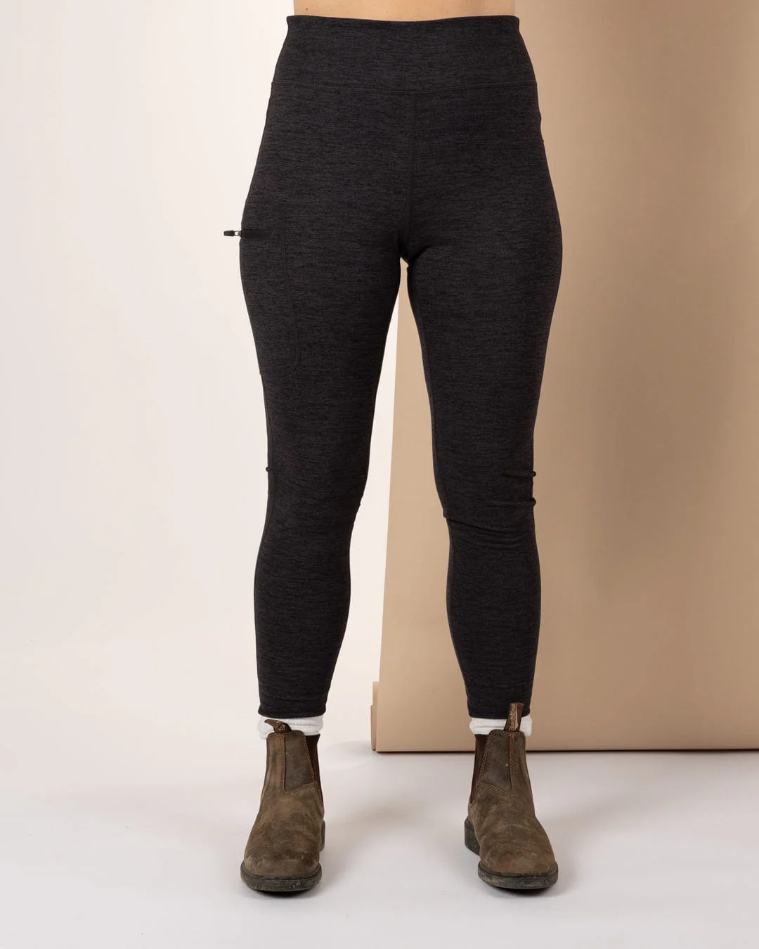Trek - Womens 4 Way Stretch Outdoor Leggings - Dark Grey - Image 3