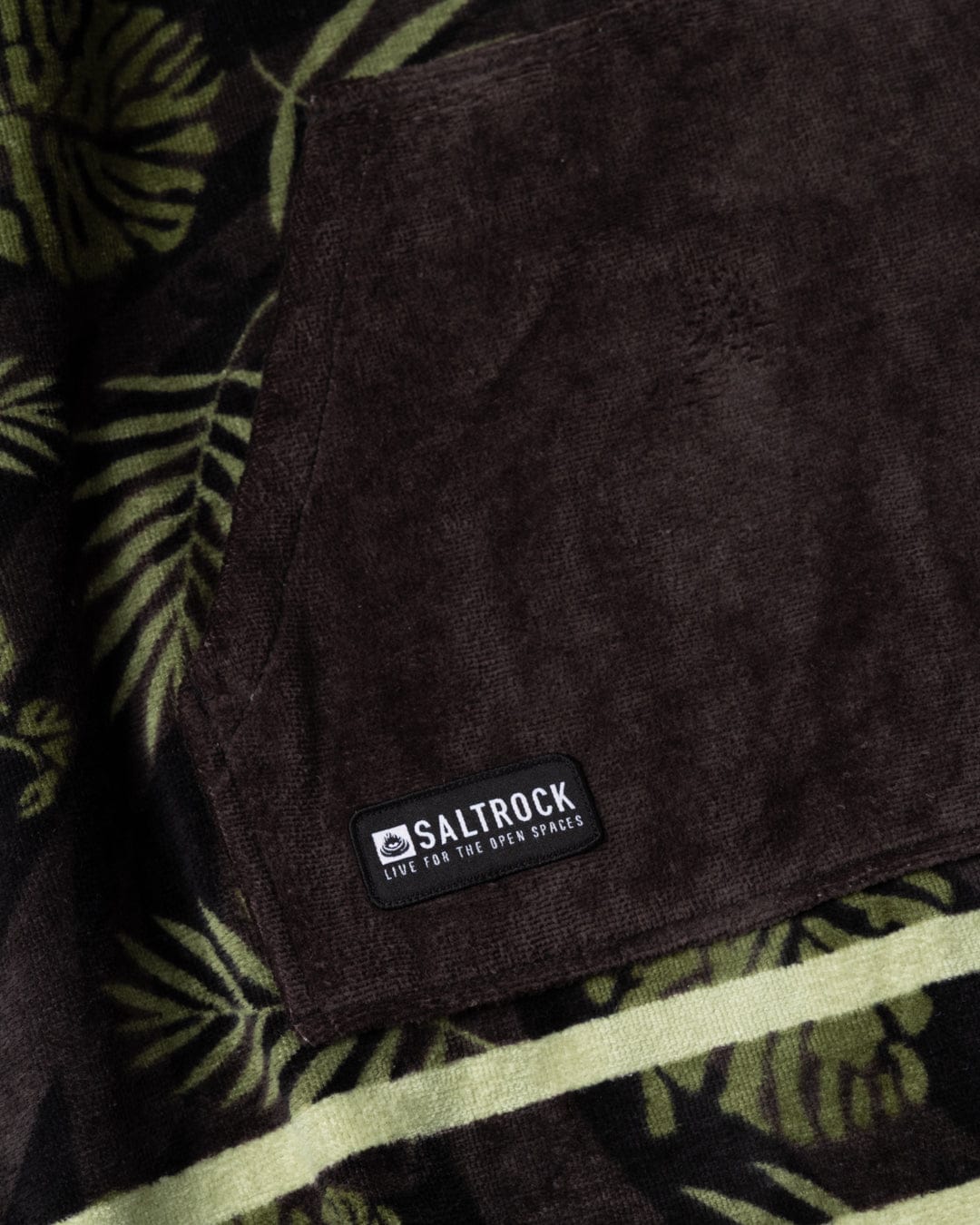 Warp Surf - Changing Towel - Dark Grey - Image 9