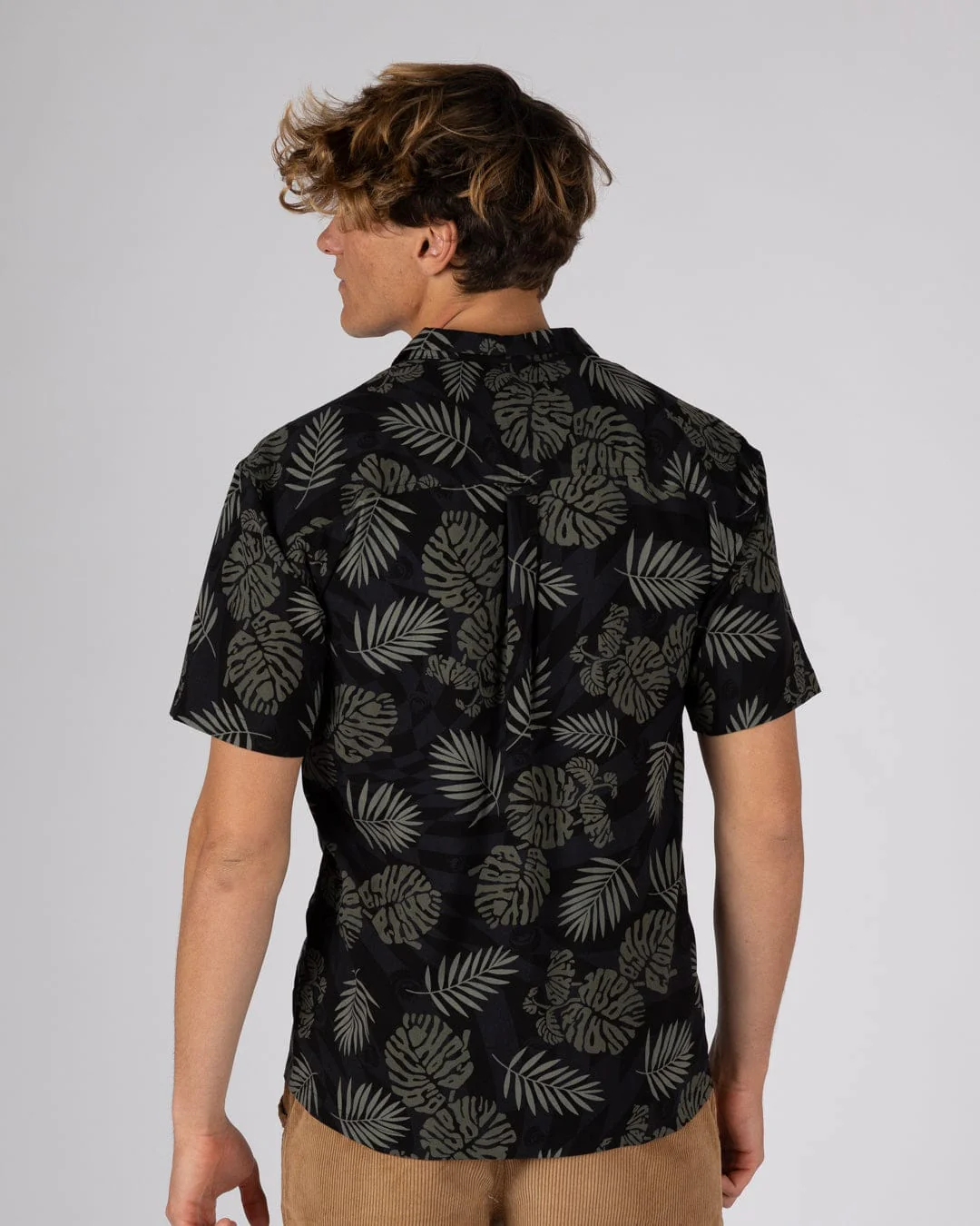 Warp Surf Resort - Mens Oversized Short Sleeve Shirt - Dark Grey - Image 3
