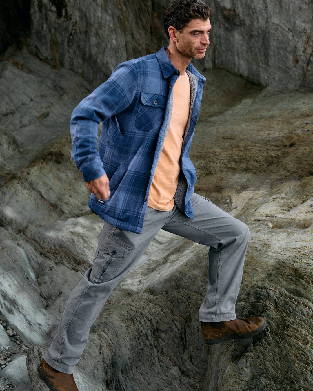 Woody - Mens Sherpa Lined Shacket - Mid Blue - Image 3